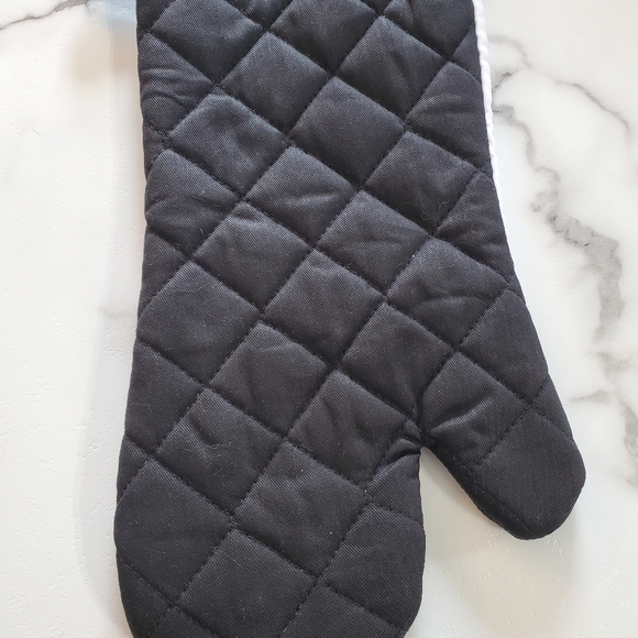 Keep calm and let the Chef handle it  Oven Mitt - Picture 2 of 7